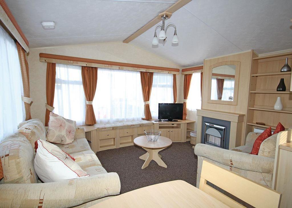 Silver Birch Caravan Park Talacre エクステリア 写真